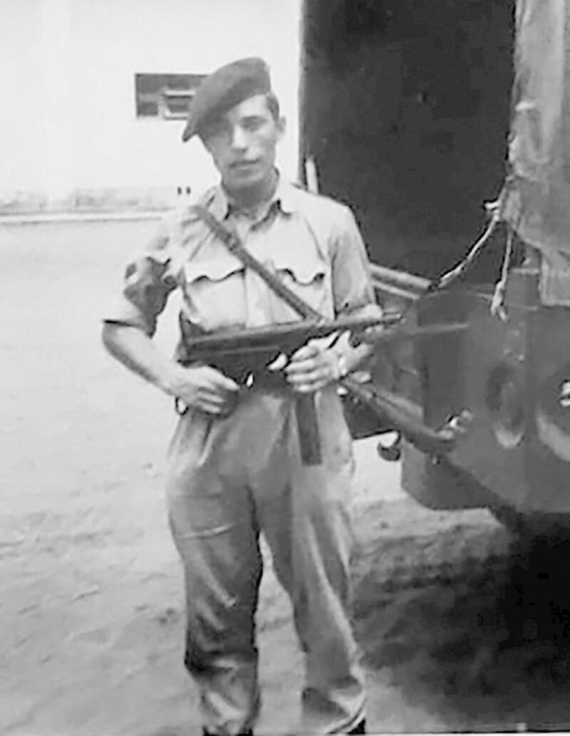Partiu em 1961 para Angola