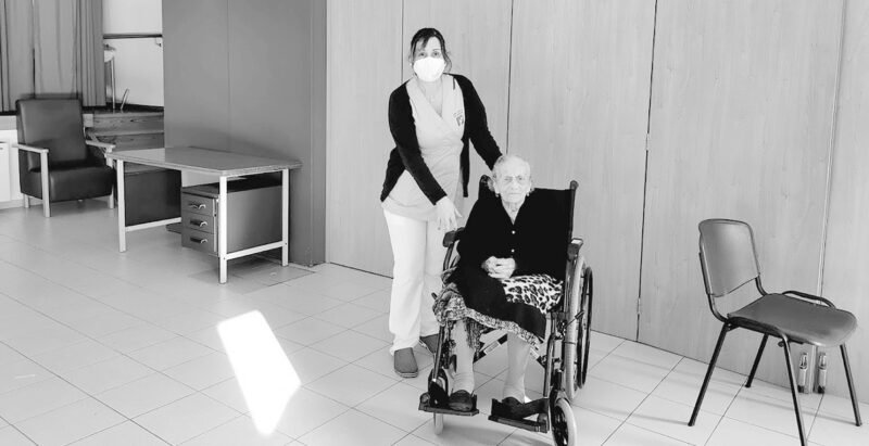 Albina Amoreira partilhou o percurso de vida e estórias acumuladas ao longo de uma centena de anos