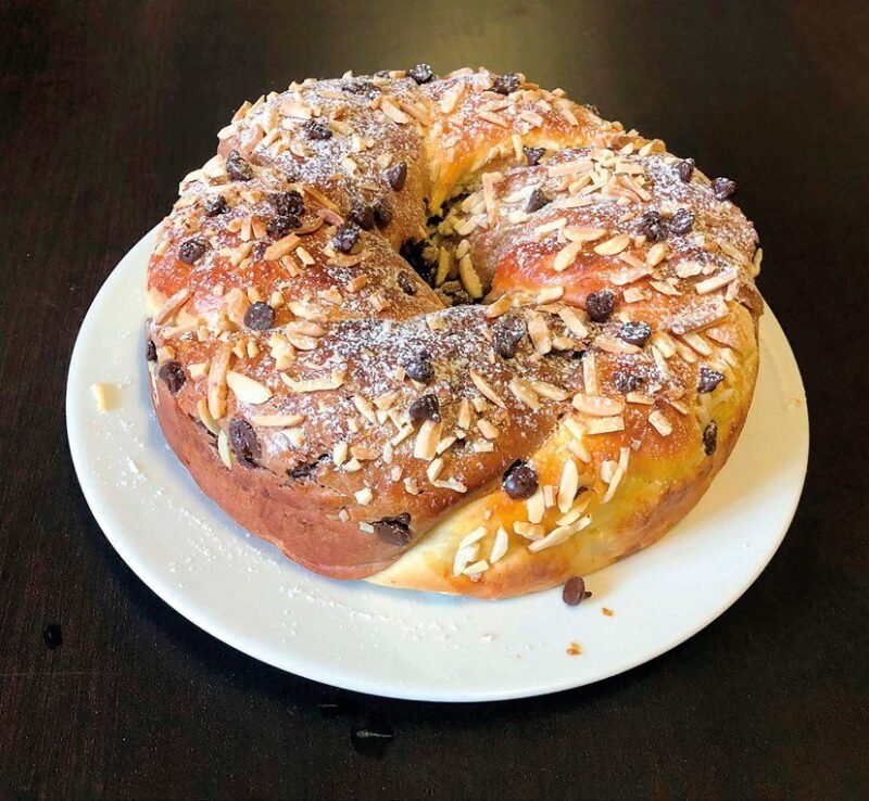 Uma espécie de bolo Rei