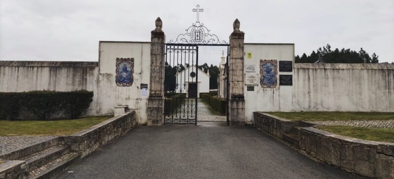 Projeto de remodelação no cemitério da freguesia