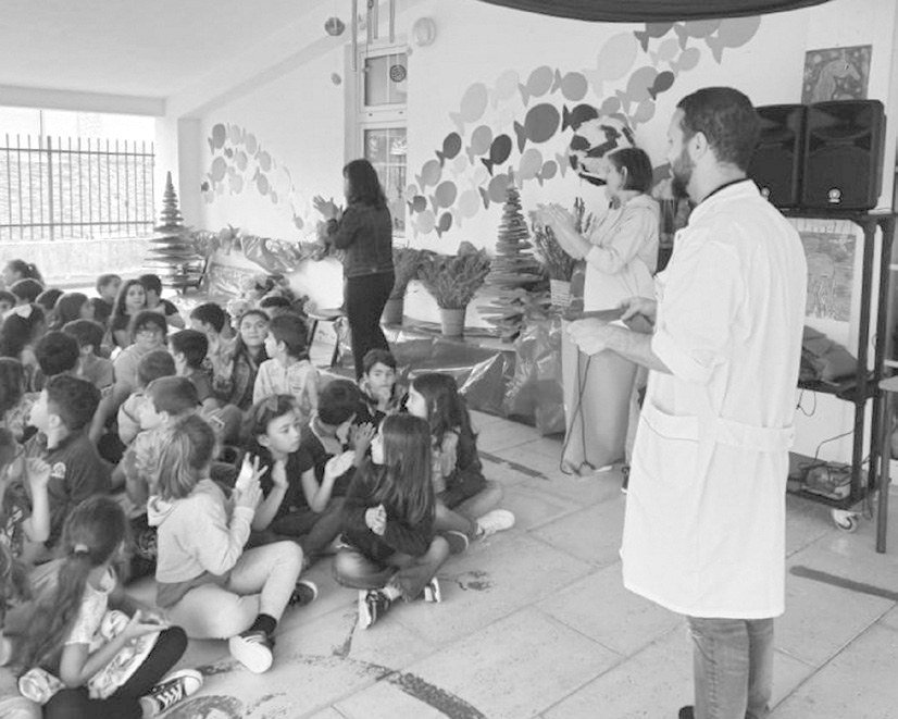 A farmácia do Arrabal na escola