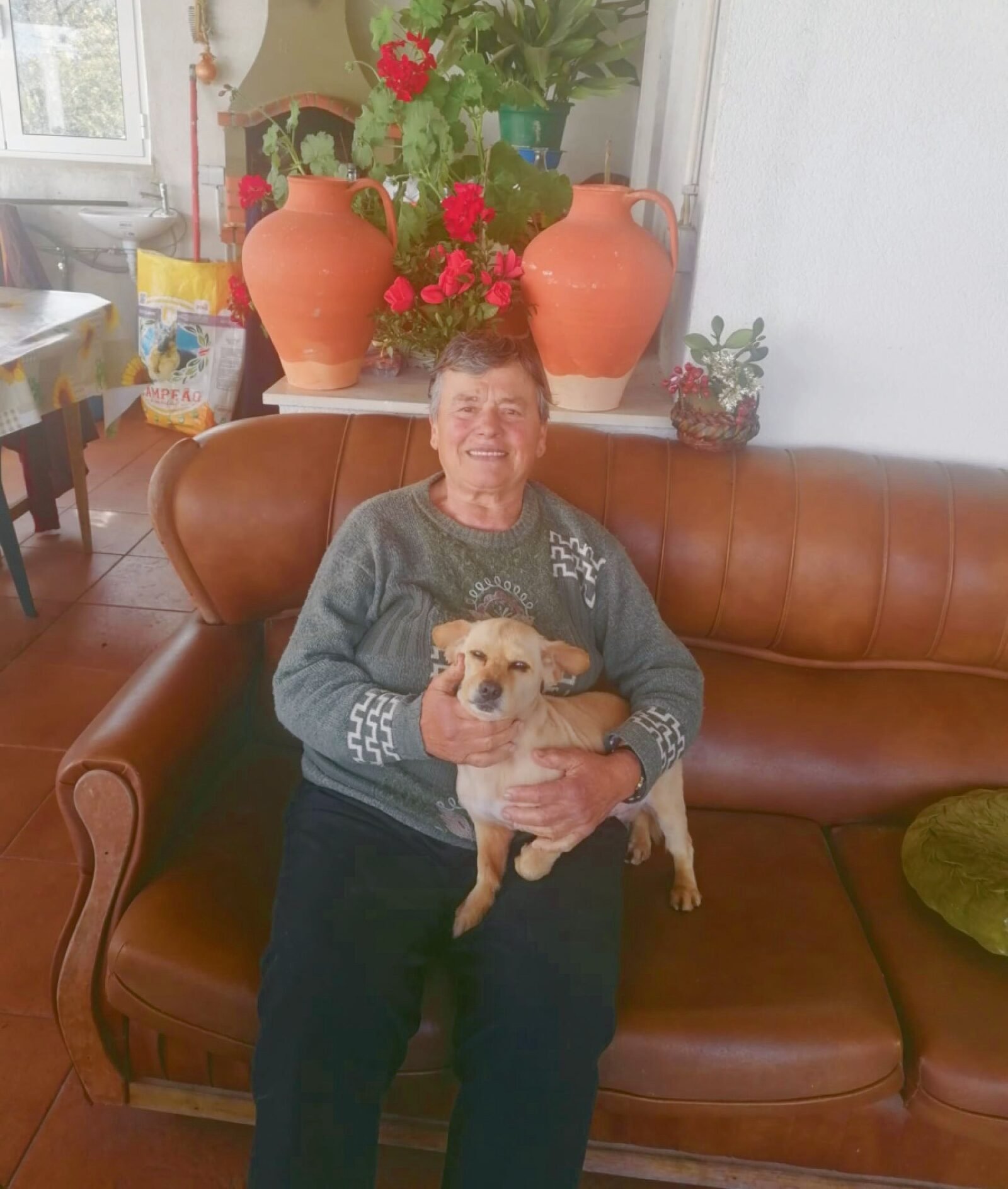 Emília Lourenço Marcelino Lopes, a Mila dos cântaros