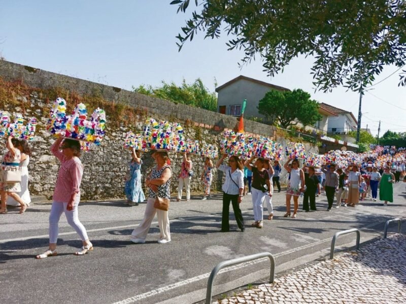 Festa do Divino Espírito Santo – Visita aos altares