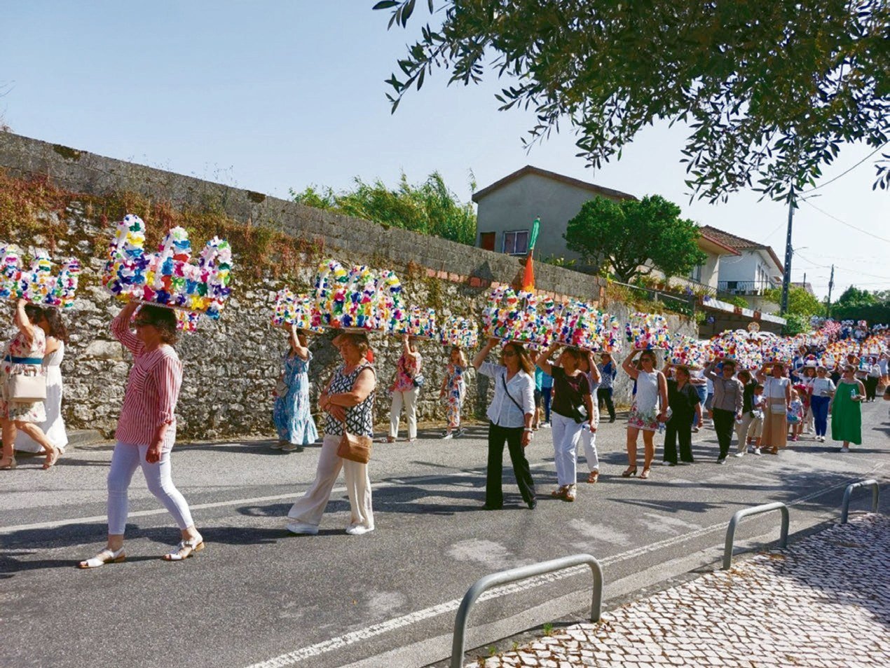 Festa do Divino Espírito Santo – Visita aos altares