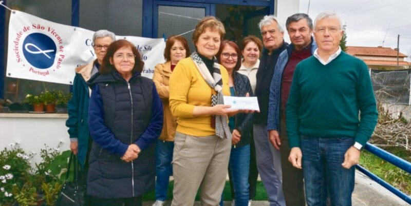 Solidariedade de Válega chega ao Arrabal com donativo de 1.750 euros